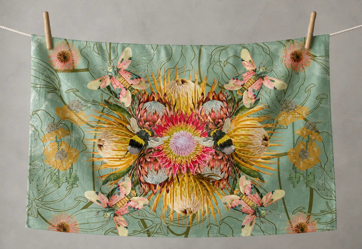 The Protea Bouquet | Tea Towel 64 x 44 cm