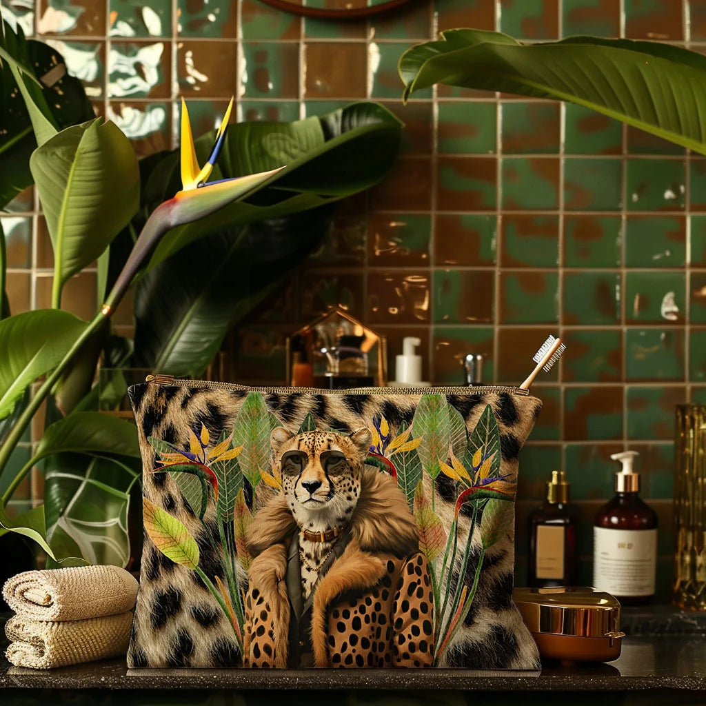 The Tourist Chip  | Vanity Bag 30 x 15 cm