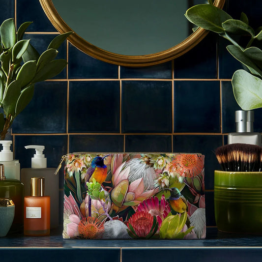 Sunbird and Proteas | Vanity Bag 26 x 30 cm