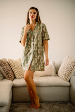 Load image into Gallery viewer, Green Leopard Classic Indian Cotton - Sleepshirt
