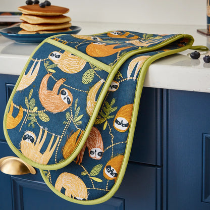 Hanging Around Double Oven Gloves