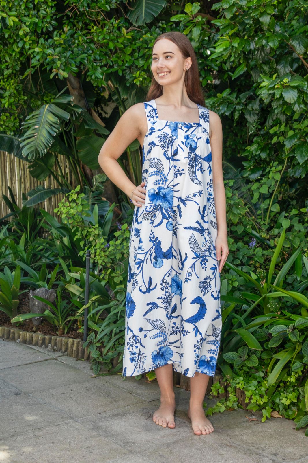 Chemise | White & Blue Floral | 100% Cotton