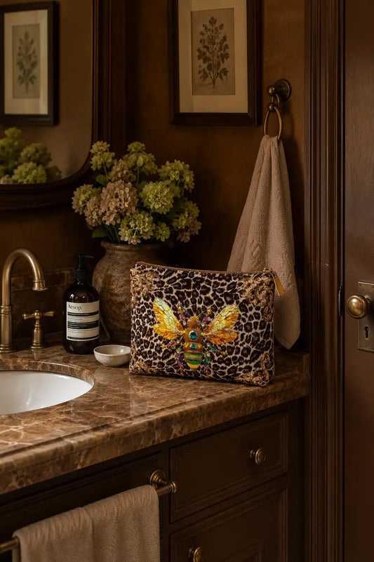 Bee on Leopard Print | Vanity Bag 30 x 15 cm