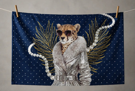 The Tourist Chiquita | Tea Towel 64 x 44 cm